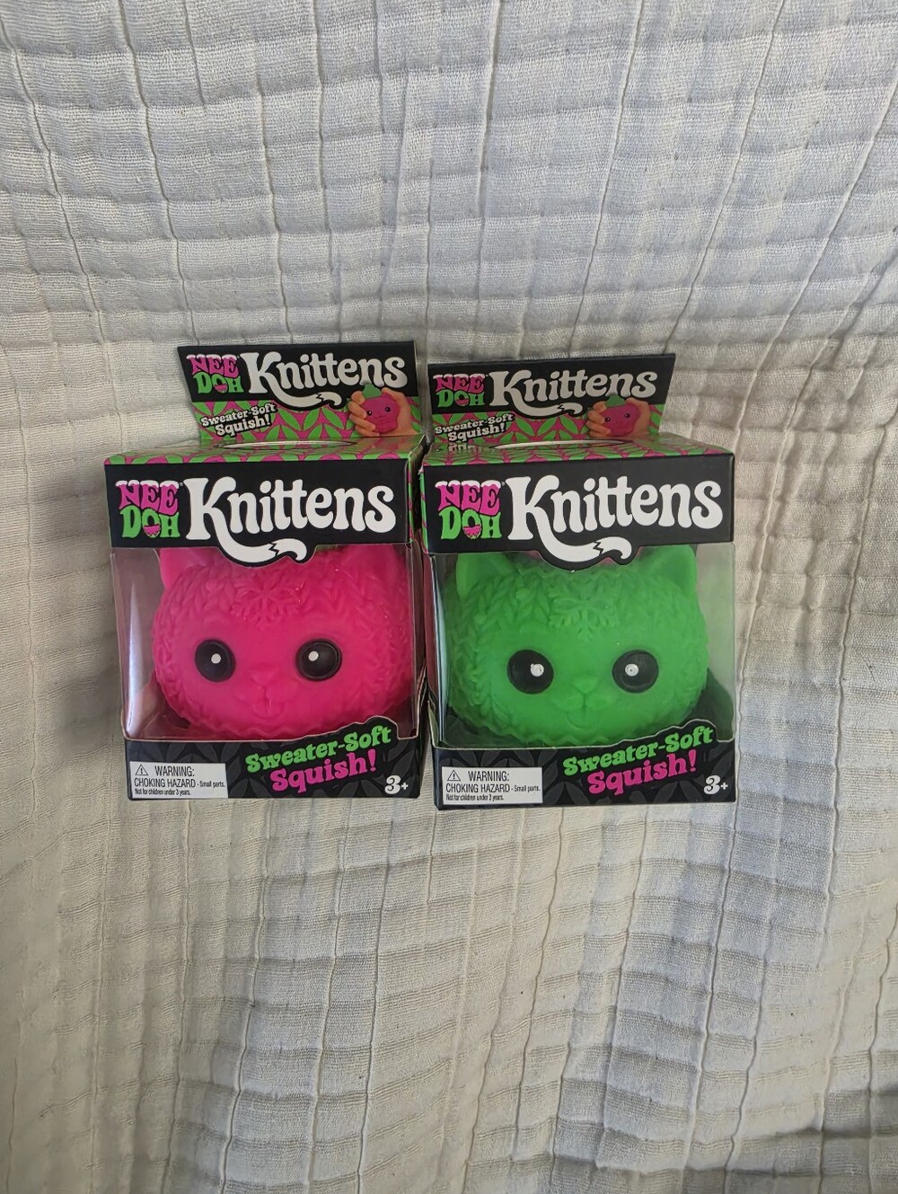 NeeDoh knittens Set Of Two New In Box Christmas Kitten Squish Rare